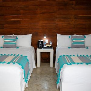 Habitación con 2 Camas Individuales